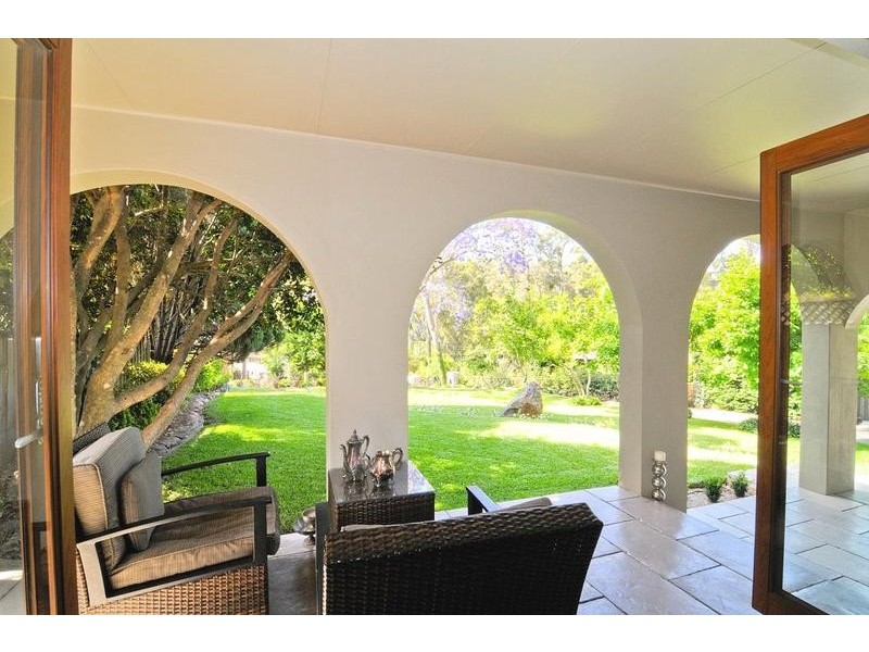 6 Bernard Place, Castle Hill NSW 2154