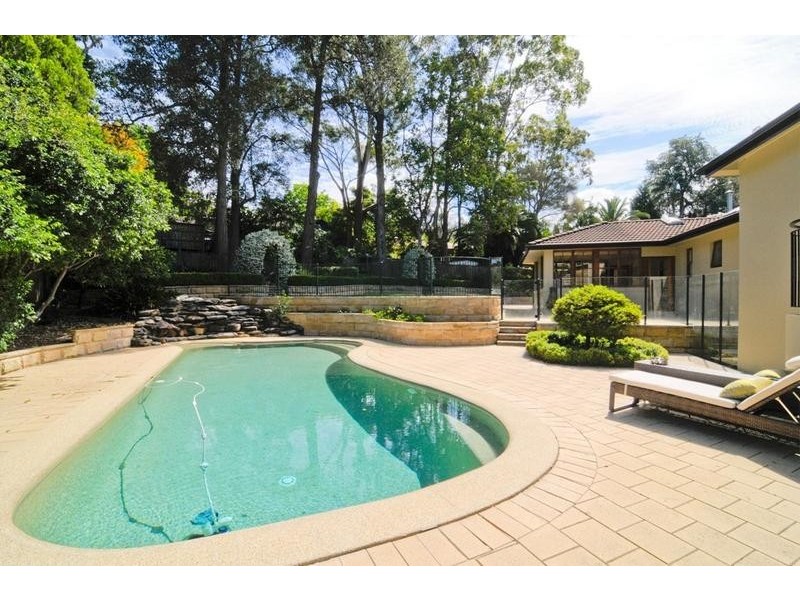 6 Bernard Place, Castle Hill NSW 2154