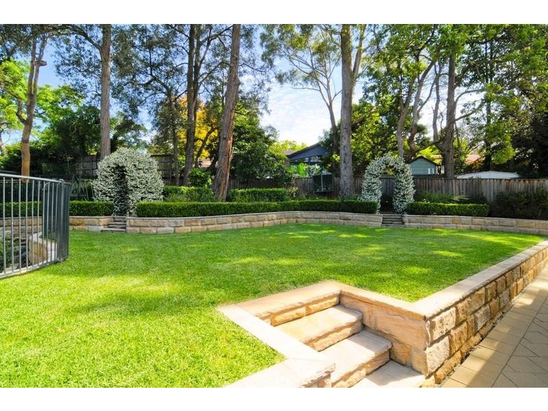 6 Bernard Place, Castle Hill NSW 2154