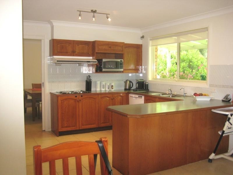 6 Silverfern Cr, West Pennant Hills NSW 2125