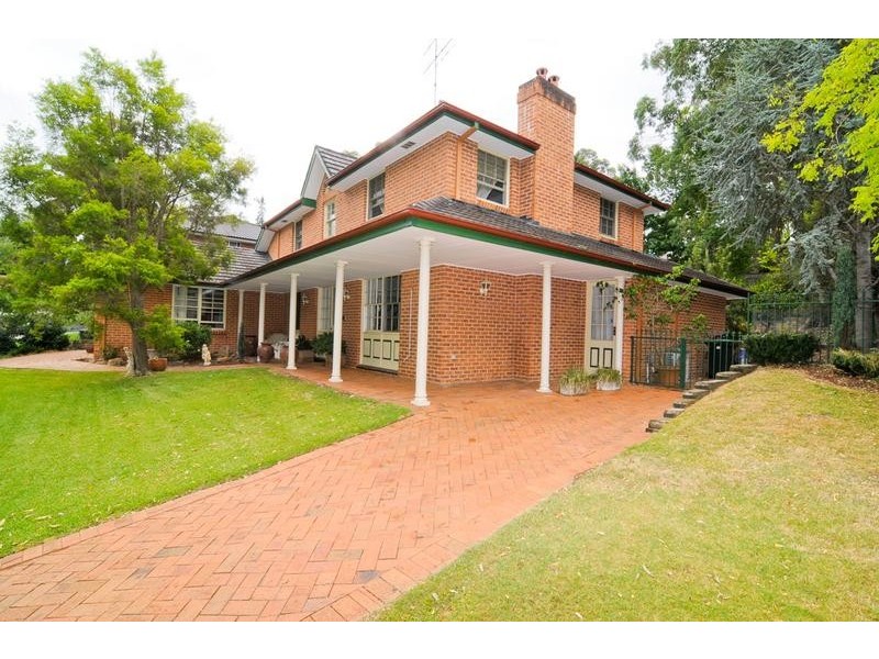 4 Fallen Leaf Court, West Pennant Hills NSW 2125