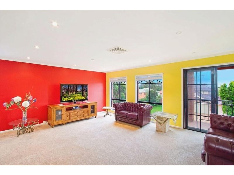 5 Kinnard Way, Kellyville NSW 2155