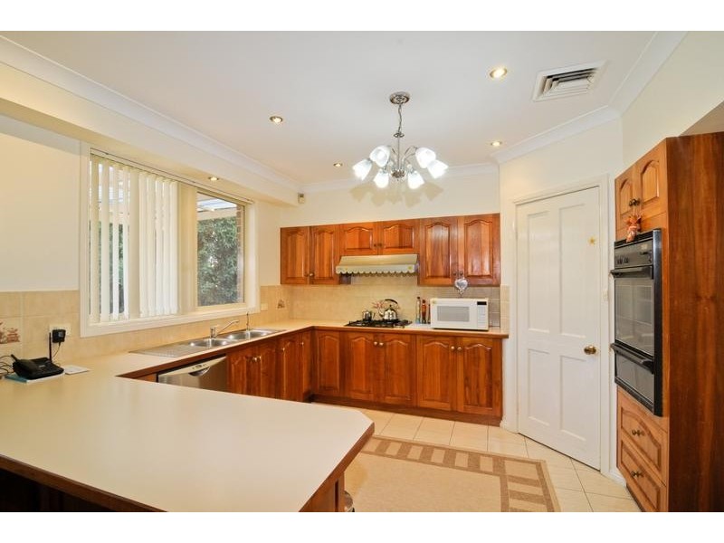 6 Jordana Place, Castle Hill NSW 2154