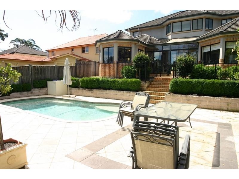 122 Aiken Road, West Pennant Hills NSW 2125