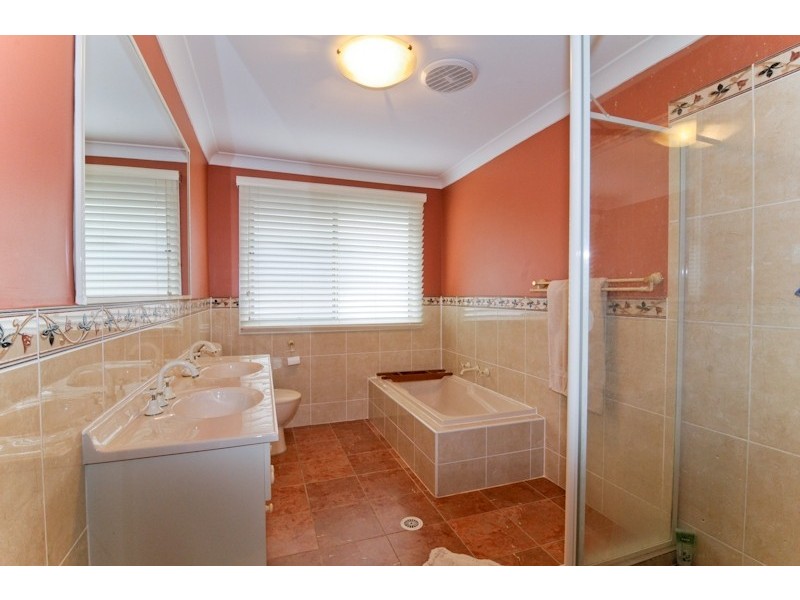 21 Softwood Avenue, Beaumont Hills NSW 2155