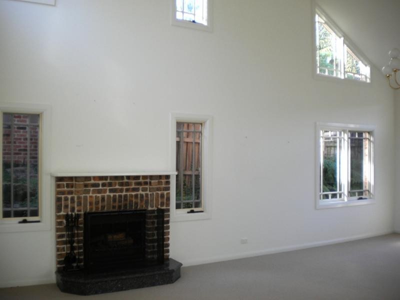 8 Yanagin Place, West Pennant Hills NSW 2125
