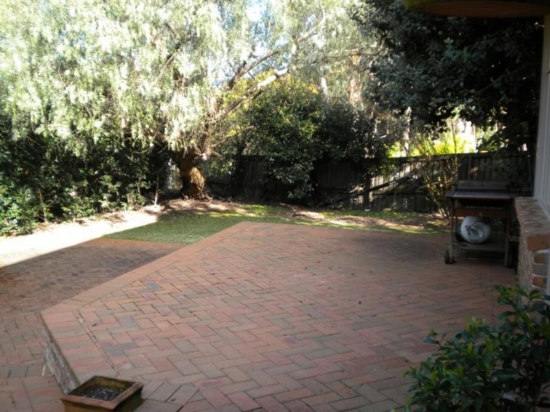 8 Yanagin Place, West Pennant Hills NSW 2125