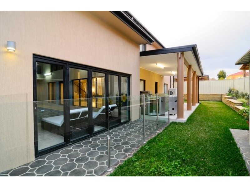 Castle Hill NSW 2154