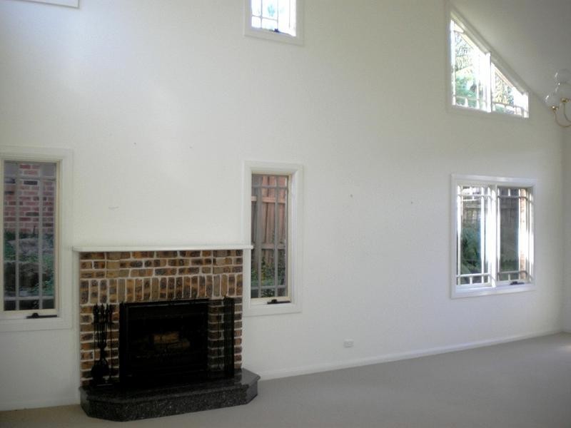 8 Yanagin Place, West Pennant Hills NSW 2125