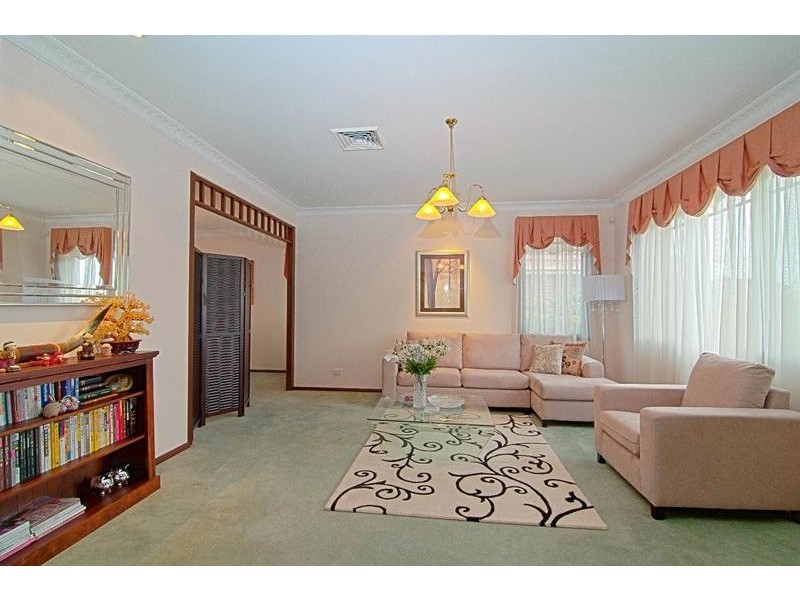 9 Matthew Way, West Pennant Hills NSW 2125