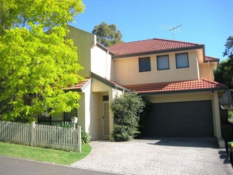 2 Peartree Circuit, West Pennant Hills NSW 2125