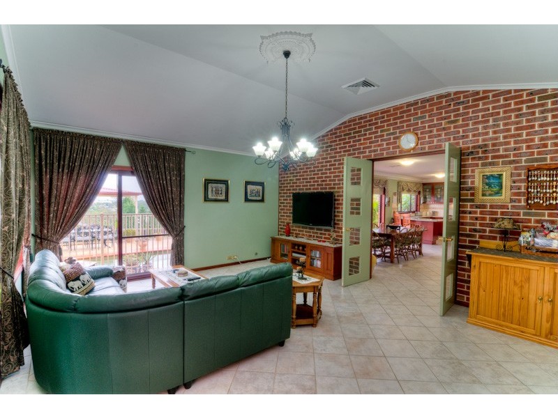 5 Luss Court, Glenhaven NSW 2156
