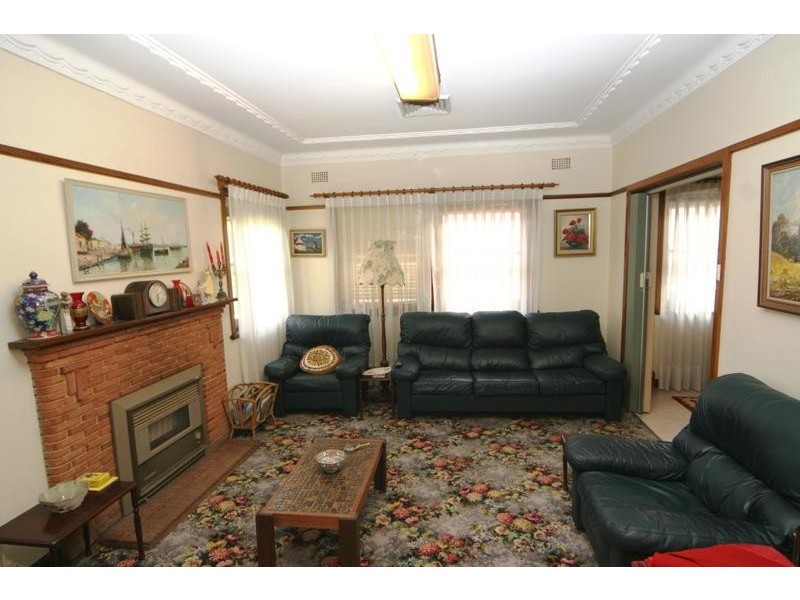 12 Warne Street, Pennant Hills NSW 2120