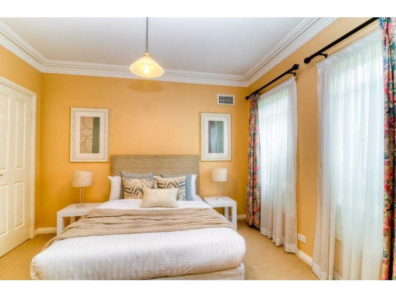 12 Invergowrie Close, West Pennant Hills NSW 2125