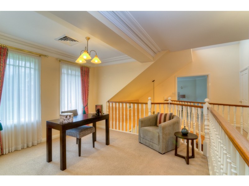 12 Invergowrie Close, West Pennant Hills NSW 2125