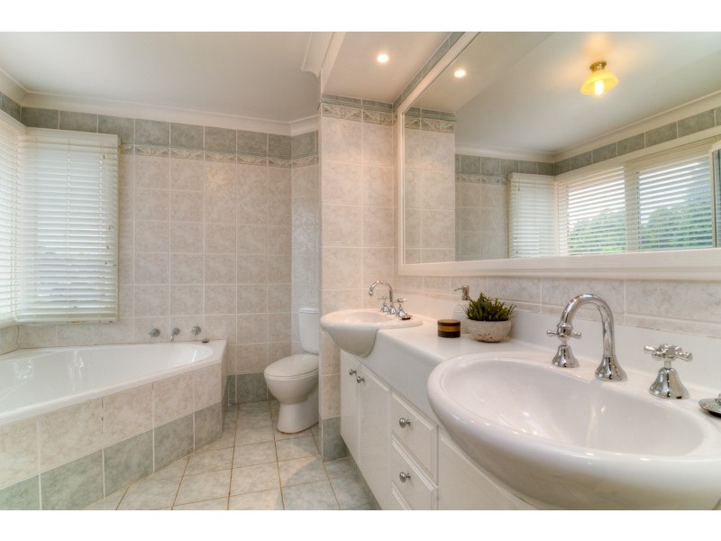 12 Invergowrie Close, West Pennant Hills NSW 2125