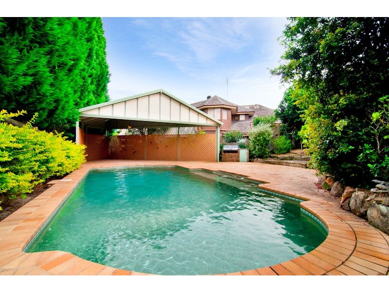 12 Invergowrie Close, West Pennant Hills NSW 2125