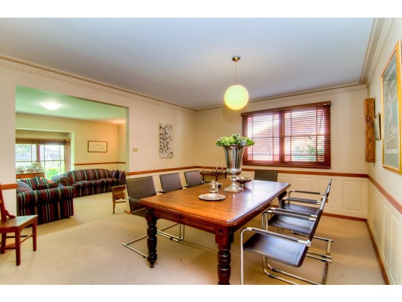 2 Wahroonga Place, West Pennant Hills NSW 2125