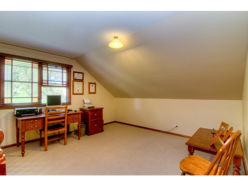 2 Wahroonga Place, West Pennant Hills NSW 2125