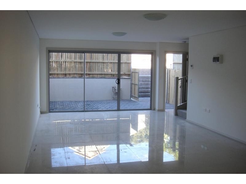 3/11 Pearce Street, Ermington NSW 2115