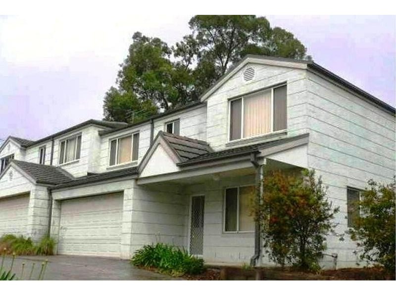 3/6 Golden Grove, Kellyville NSW 2155