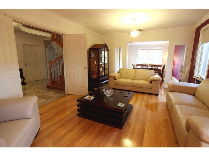 18 Coonara Avenue, West Pennant Hills NSW 2125