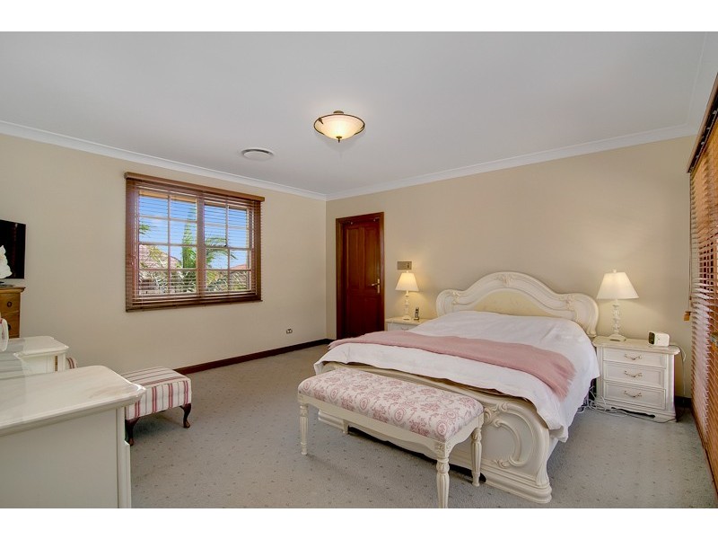 1 Eaglehawk Place, West Pennant Hills NSW 2125