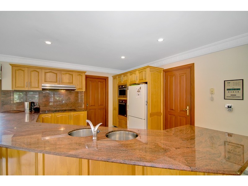 1 Eaglehawk Place, West Pennant Hills NSW 2125