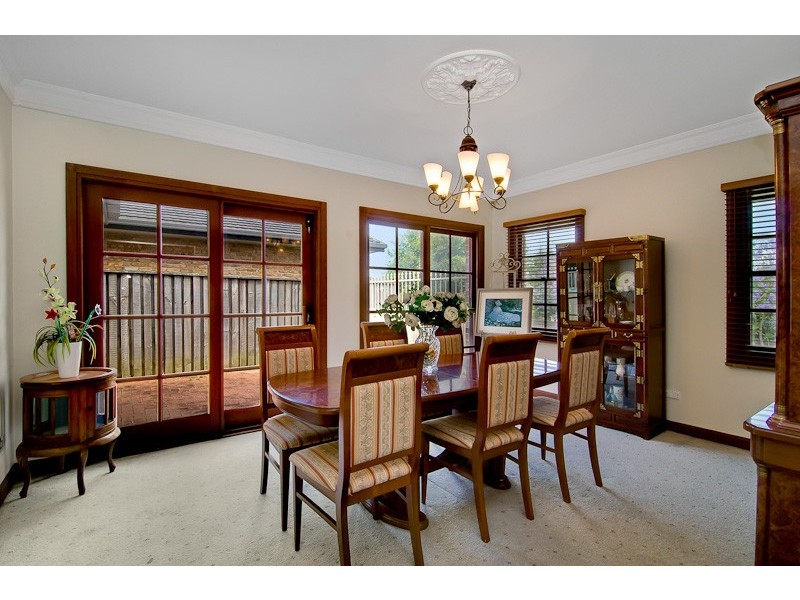 1 Eaglehawk Place, West Pennant Hills NSW 2125