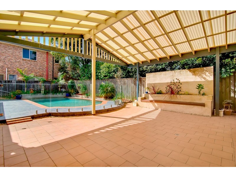 1 Eaglehawk Place, West Pennant Hills NSW 2125