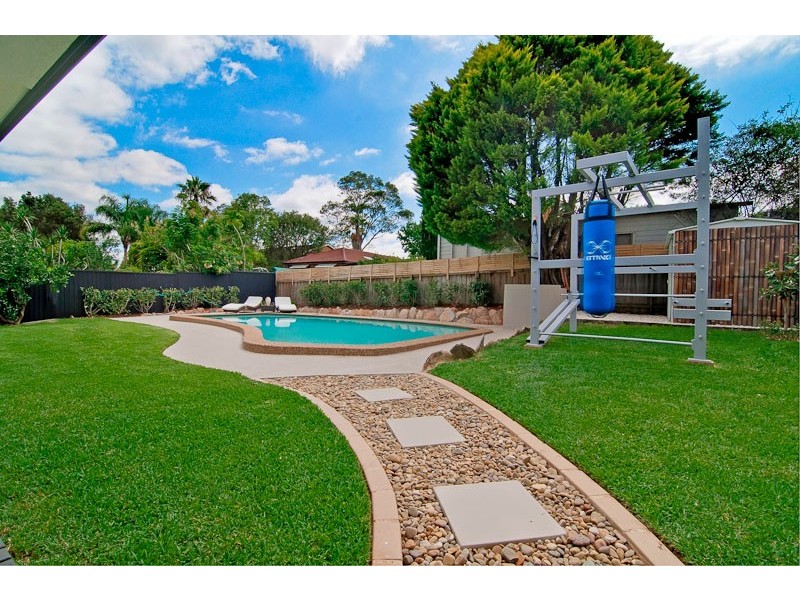 8 Chester Avenue, Baulkham Hills NSW 2153