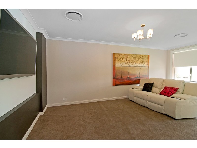 8 Chester Avenue, Baulkham Hills NSW 2153