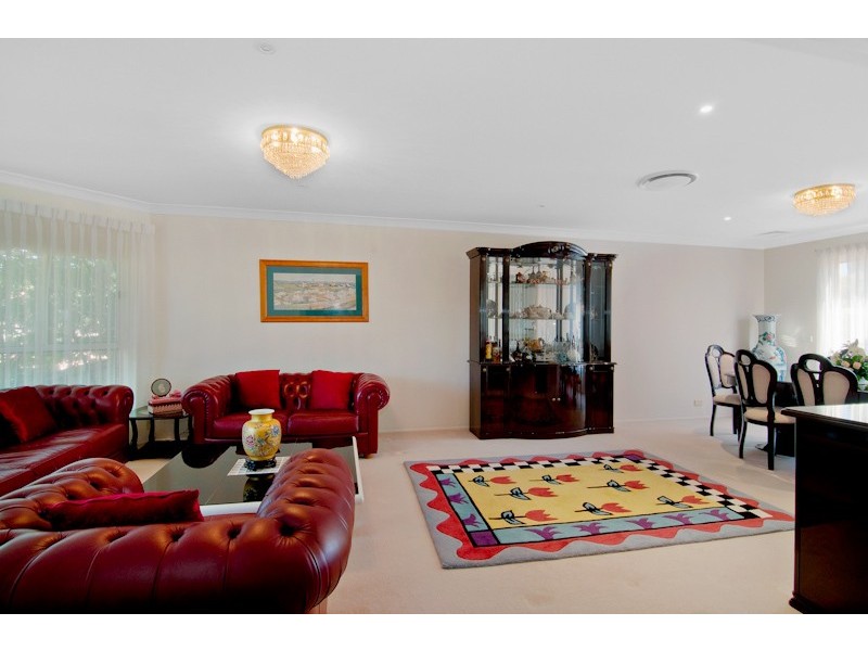 5 Mowbray Close, Castle Hill NSW 2154