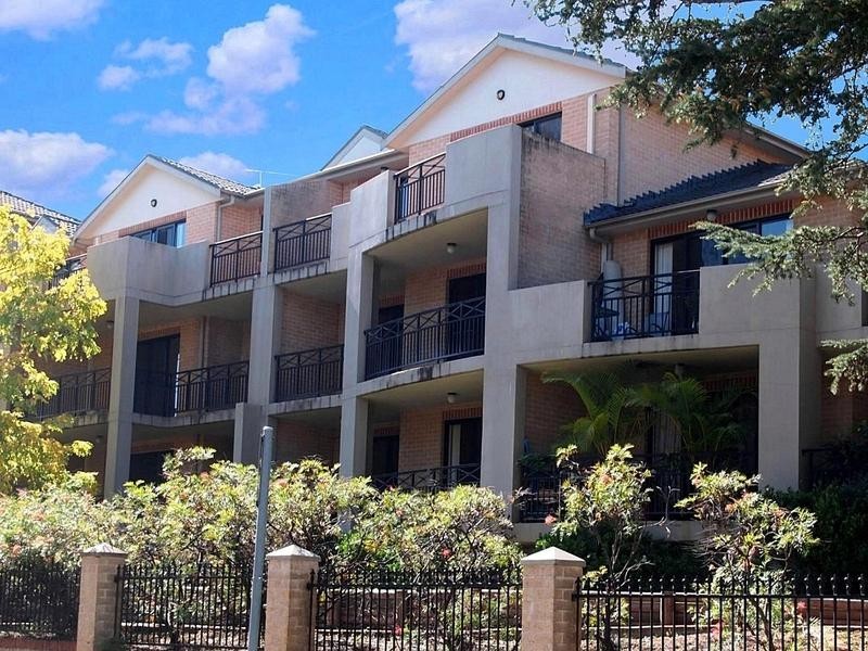 10/2-6 Shirley Street, Carlingford NSW 2118