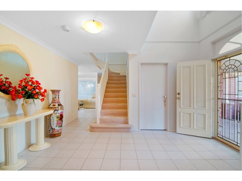 5 Mowbray Close, Castle Hill NSW 2154