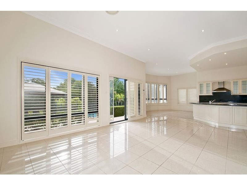 6 Brookpine Place, West Pennant Hills NSW 2125