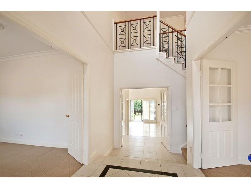 6 Brookpine Place, West Pennant Hills NSW 2125