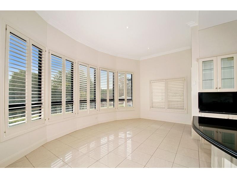 6 Brookpine Place, West Pennant Hills NSW 2125