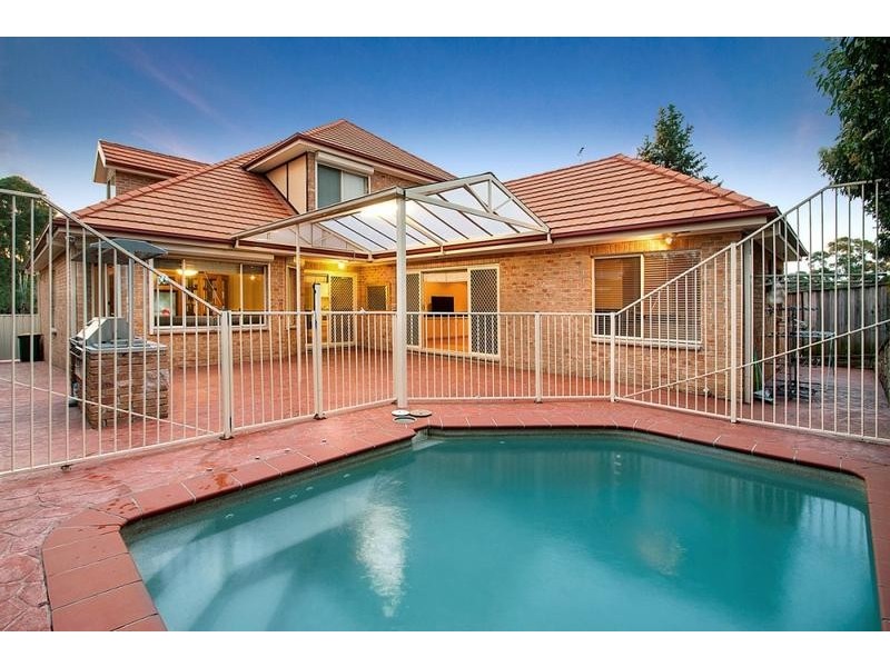 16 Carlisle Crescent, Kellyville NSW 2155