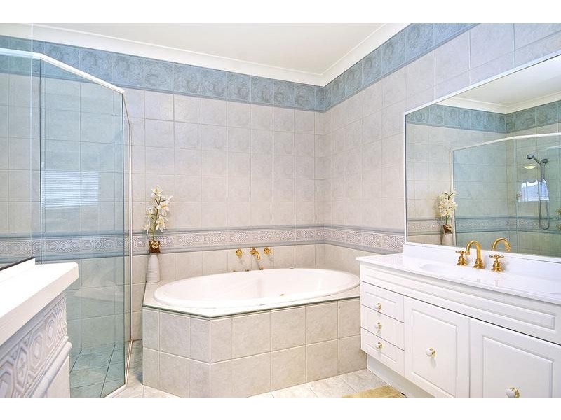 16 Carlisle Crescent, Kellyville NSW 2155