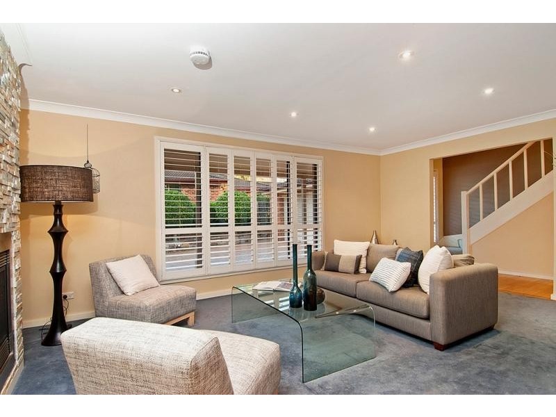 18 Woodchester Close, Castle Hill NSW 2154