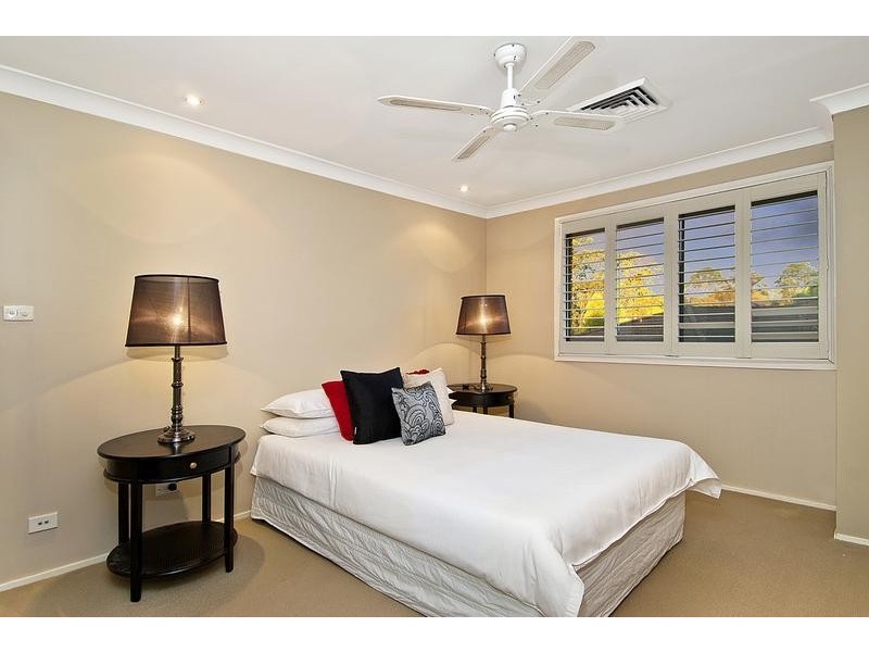 18 Woodchester Close, Castle Hill NSW 2154