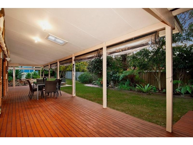 18 Woodchester Close, Castle Hill NSW 2154