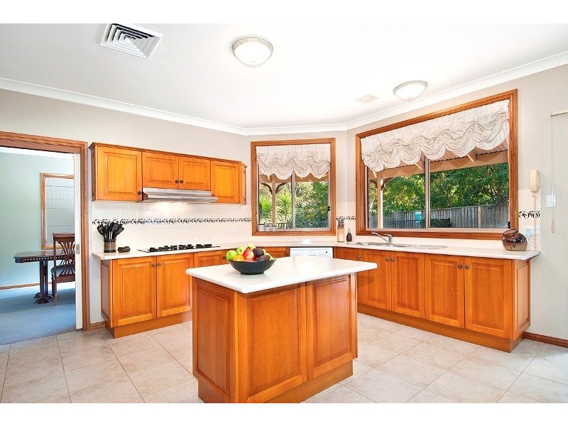 4 Castle Lea Court, Castle Hill NSW 2154