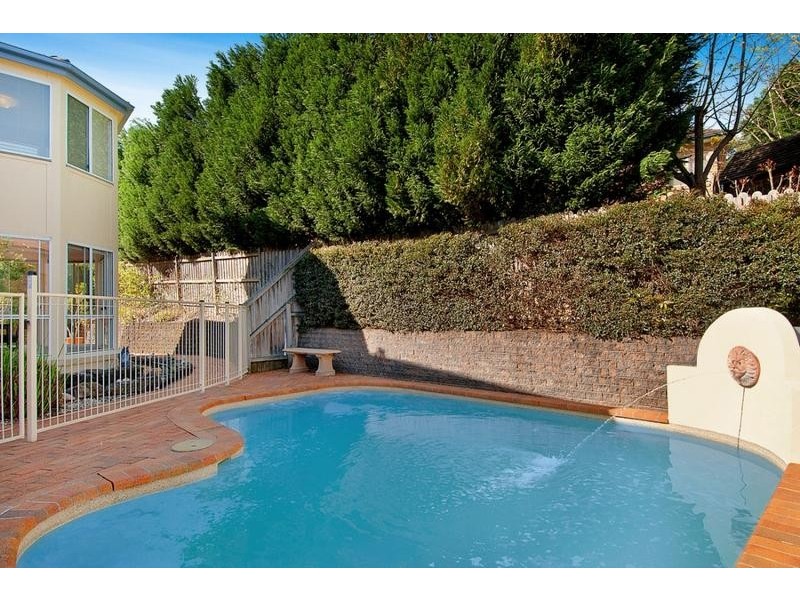 6 Avon Green, West Pennant Hills NSW 2125