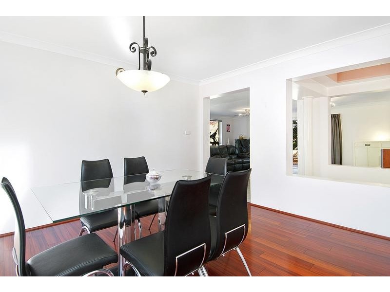 6 Avon Green, West Pennant Hills NSW 2125