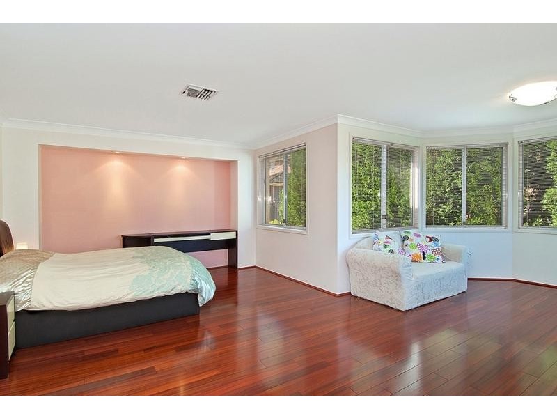 6 Avon Green, West Pennant Hills NSW 2125