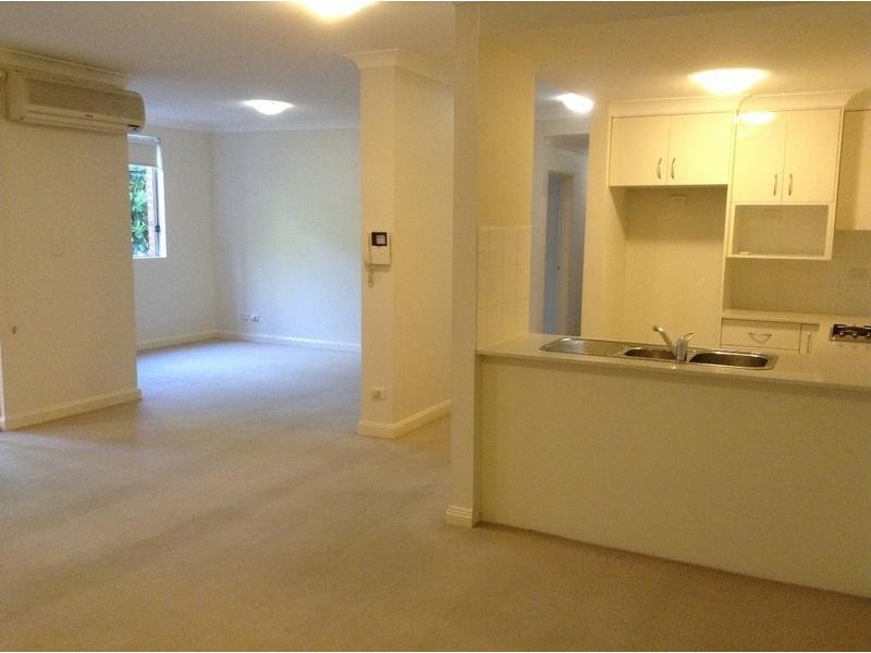 4/1-11 Rosa Crescent, Castle Hill NSW 2154