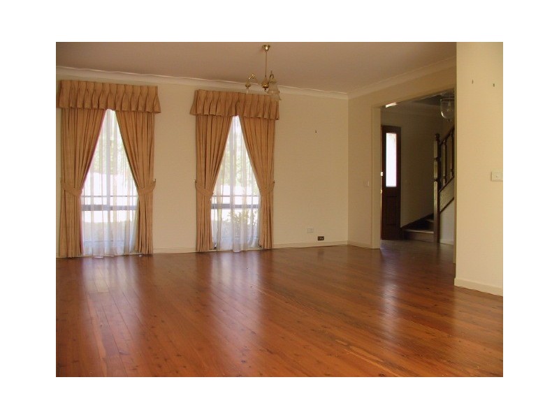 98 Coonara Avenue, West Pennant Hills NSW 2125