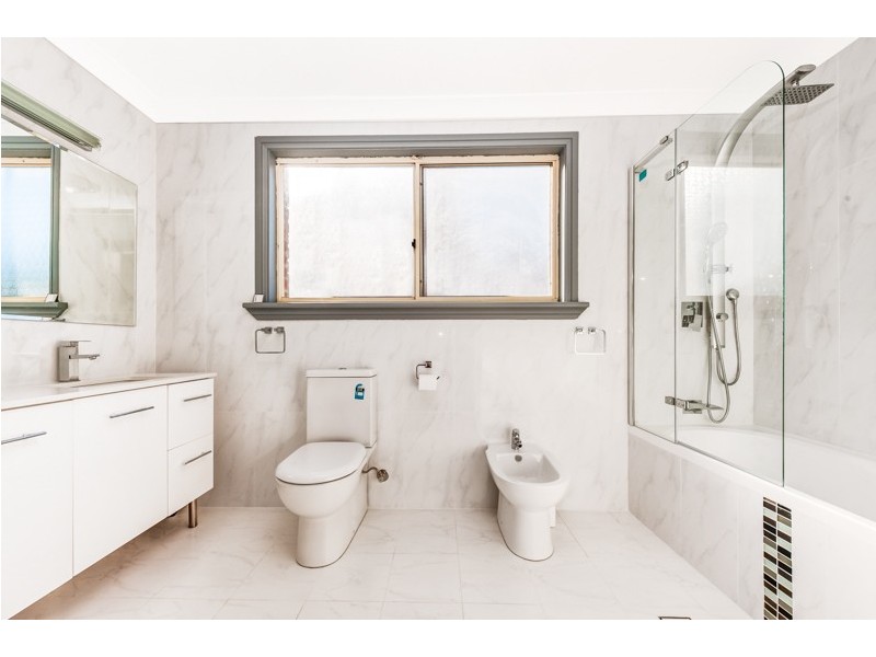 12 Stirling Court, Castle Hill NSW 2154